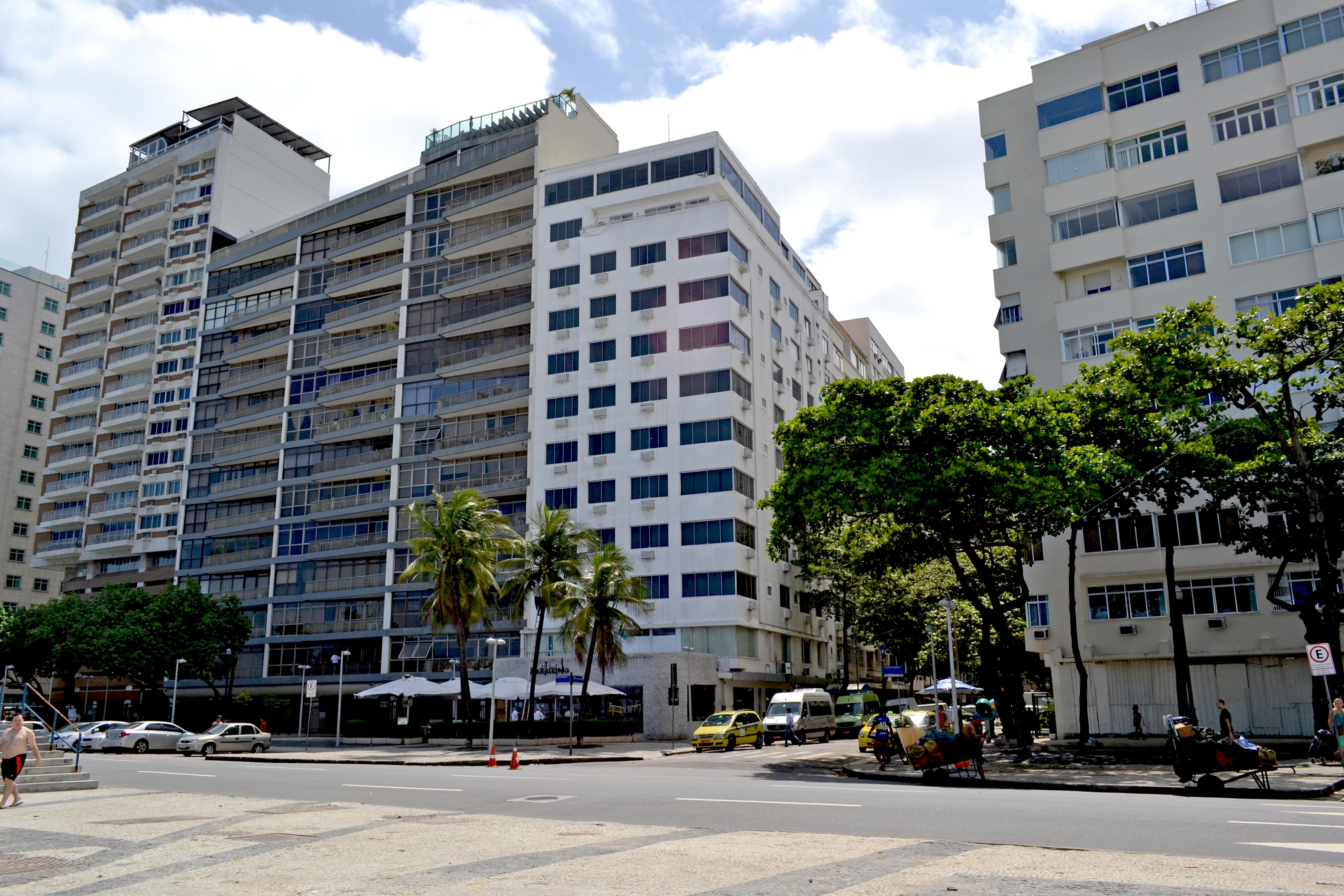 Hotel Selina Copacabana 3*
